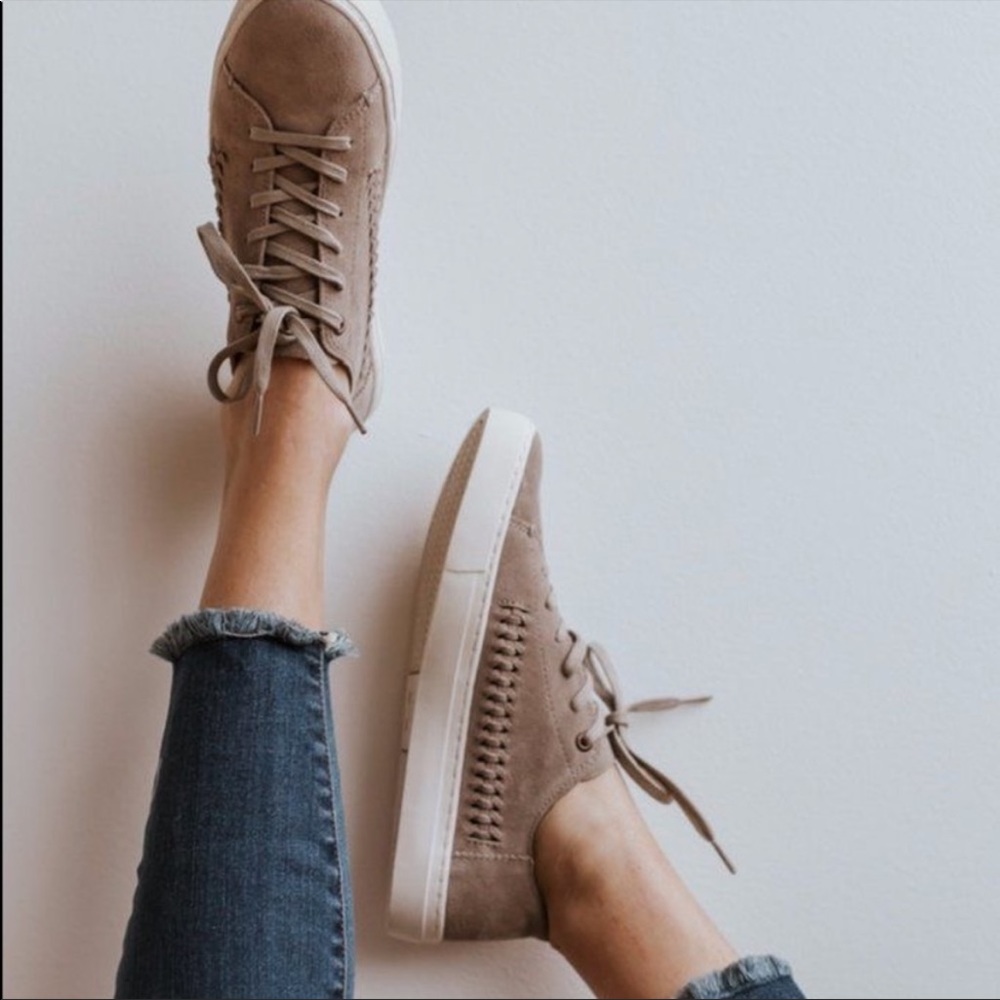 TOMS Lenox Tan Suede Sneakers
